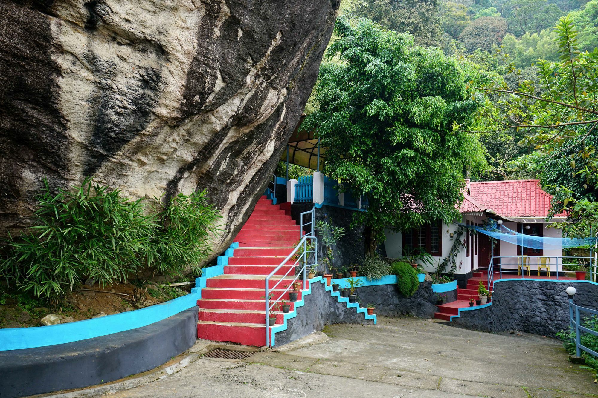 Oyo 10262 Hotel Munnar Rock Dış mekan fotoğraf